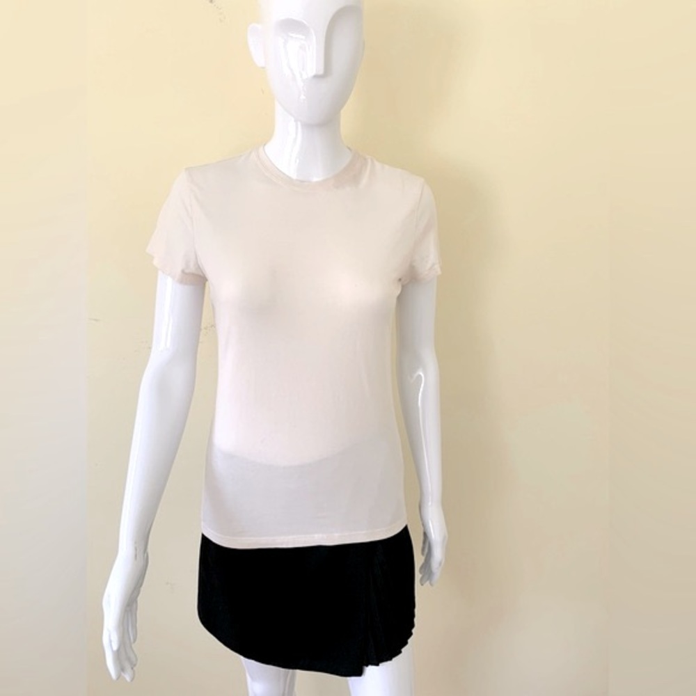Jones New York creamy tan color bamboo & cotton blend crew neck short sleeves M